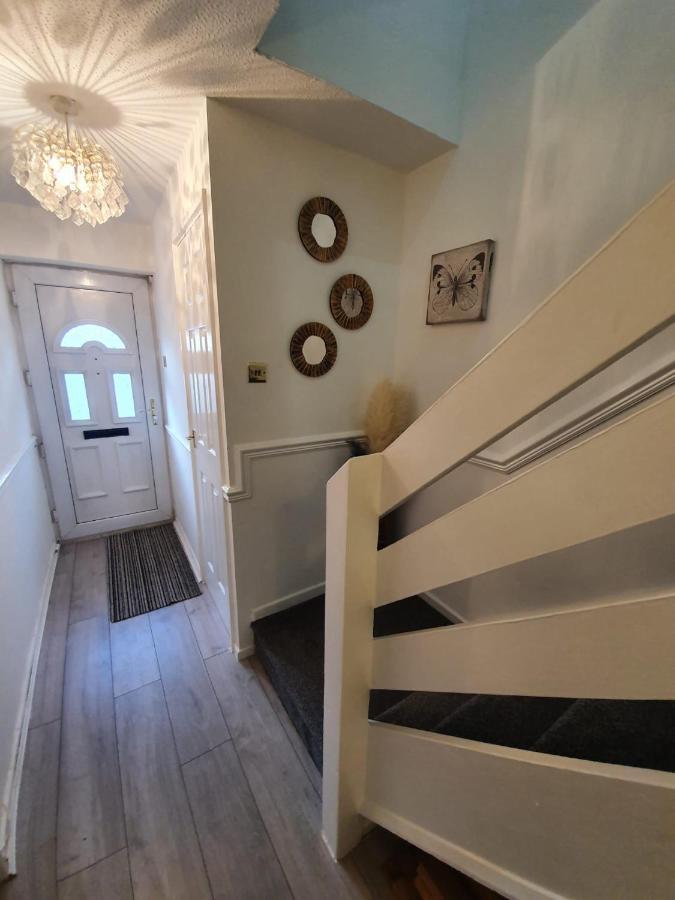 Bv Luxury Spacious 3 Bedroom House At Isaac Close Manchester Zewnętrze zdjęcie
