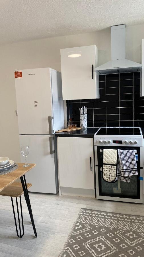 Bv Luxury Spacious 3 Bedroom House At Isaac Close Manchester Zewnętrze zdjęcie
