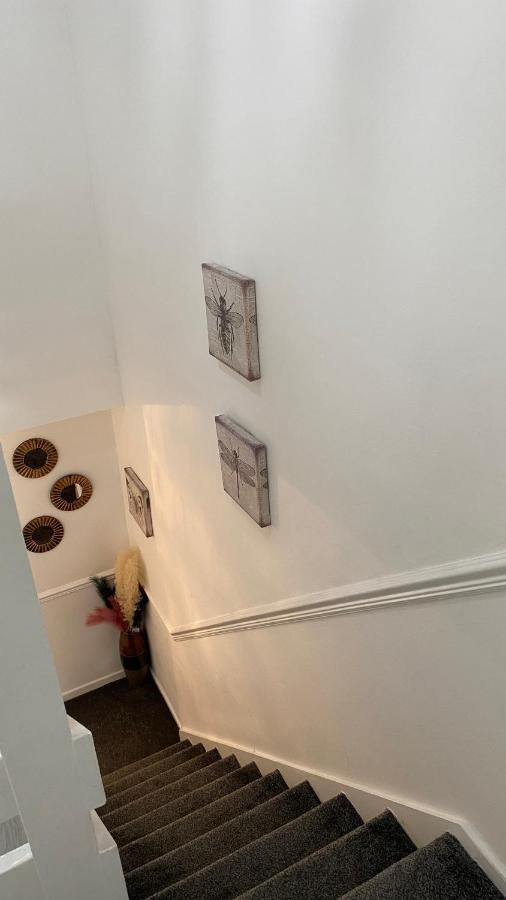 Bv Luxury Spacious 3 Bedroom House At Isaac Close Manchester Zewnętrze zdjęcie